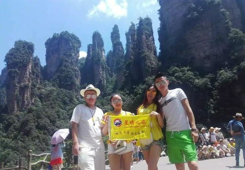 挤爆的张家界玻璃桥,排队要4小时 旅游旺季这些措施你清楚吗