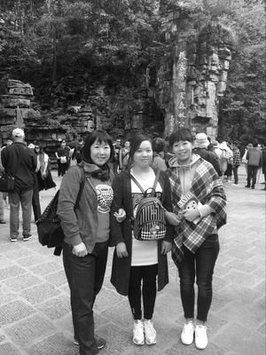 张家界旅游服务,真正的纯玩不购物/独立成团,张家界导游电话