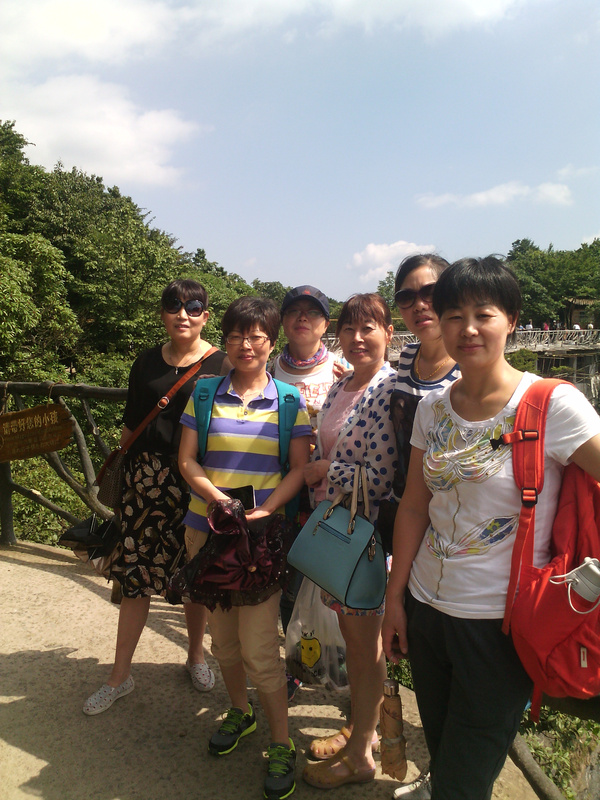 张家界美女导游推荐/免费提供咨询/纯玩张家界